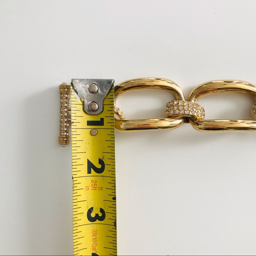 Gorgeous ~ Heavy Gold Statement Bracelet - image 8